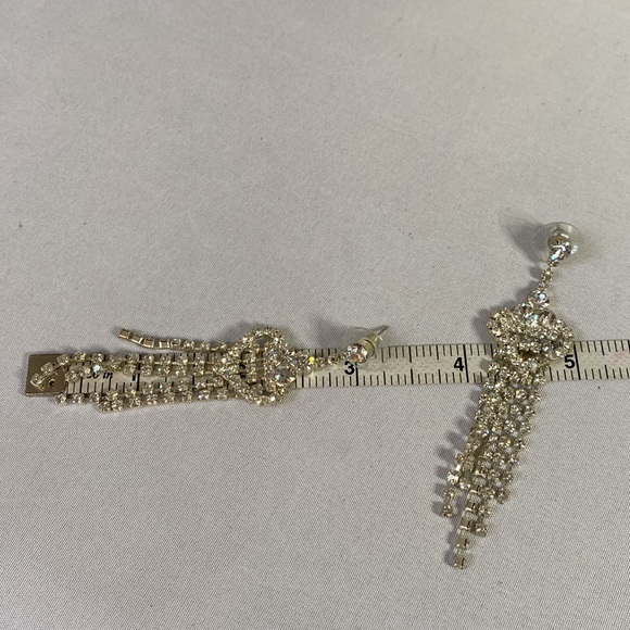 Long sparkly rhinestones heart earrings - Picture 5 of 5